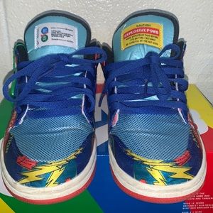 worn but are in okay condition !